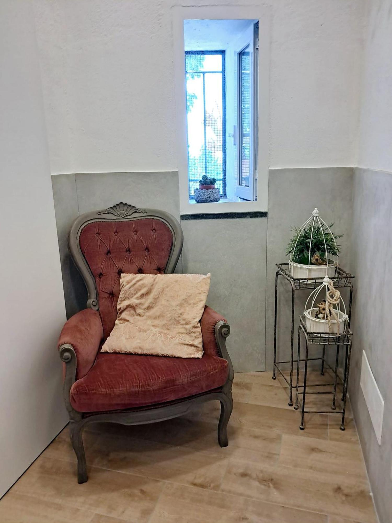 La Suite Del Giardino Наполи Екстериор снимка